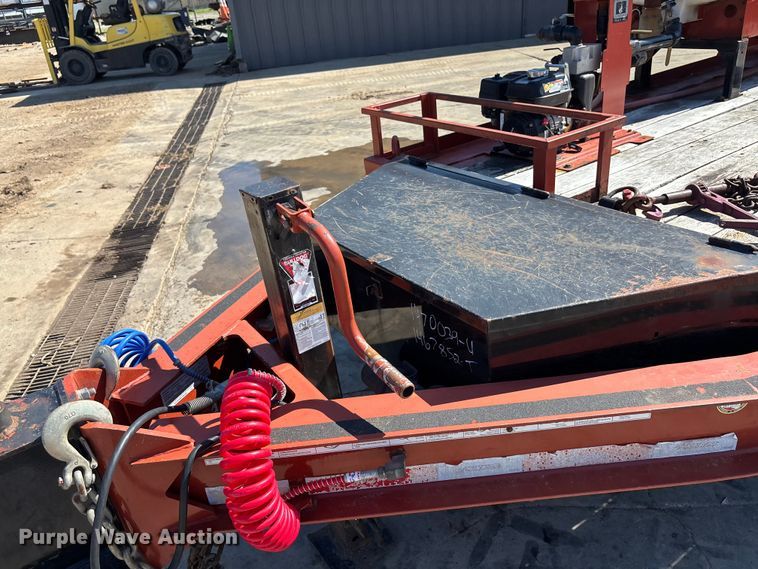 image for item EN8370 2016 Ditch Witch JT20 directional boring unit