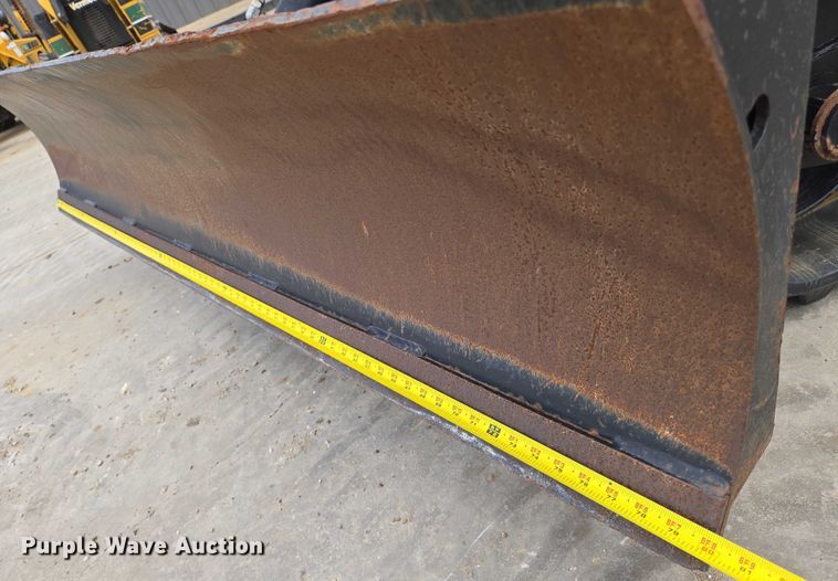 image for item EN8371 2017 Ditch Witch RT125 Quad vibratory cable plow