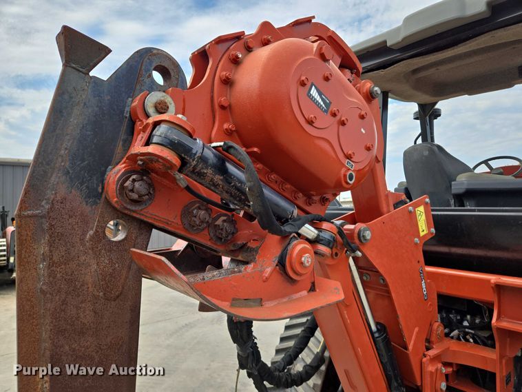 image for item EN8371 2017 Ditch Witch RT125 Quad vibratory cable plow