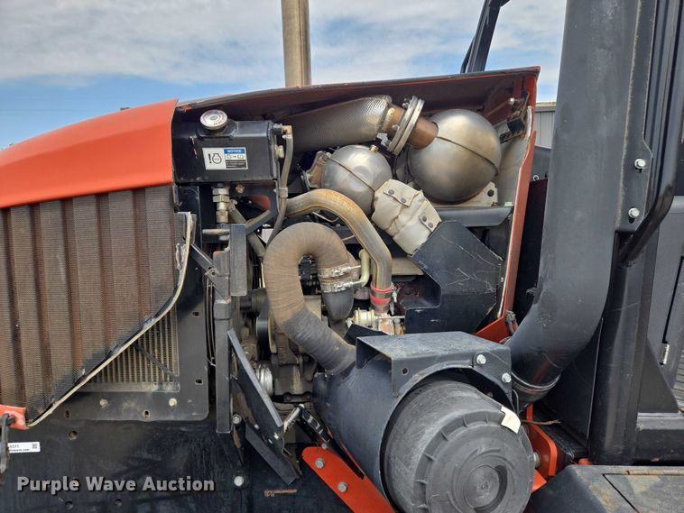 image for item EN8371 2017 Ditch Witch RT125 Quad vibratory cable plow