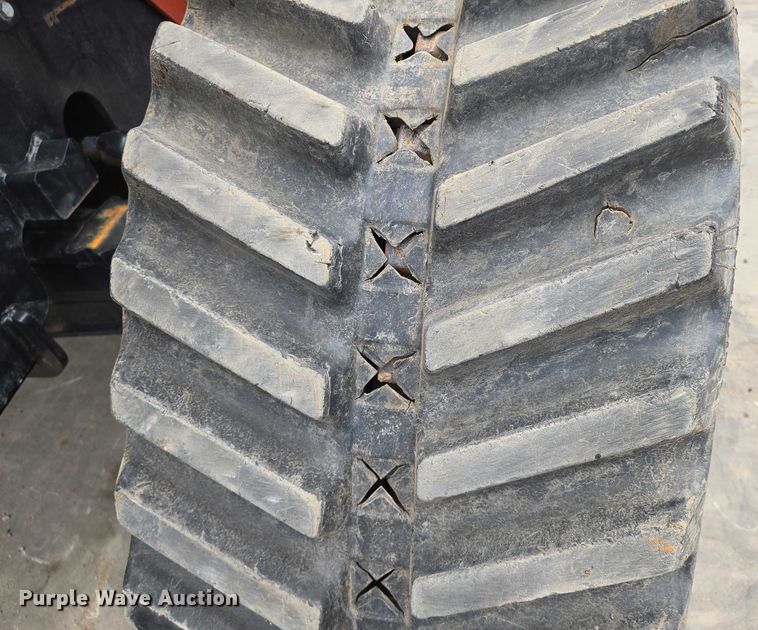 image for item EN8371 2017 Ditch Witch RT125 Quad vibratory cable plow