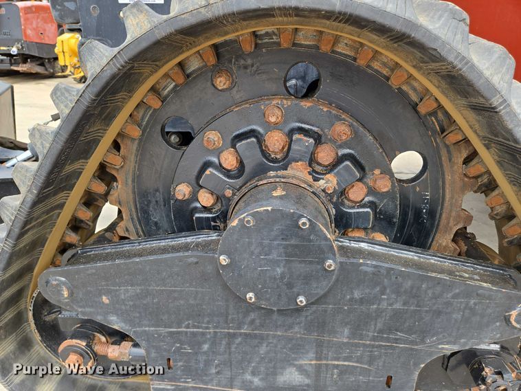 image for item EN8371 2017 Ditch Witch RT125 Quad vibratory cable plow