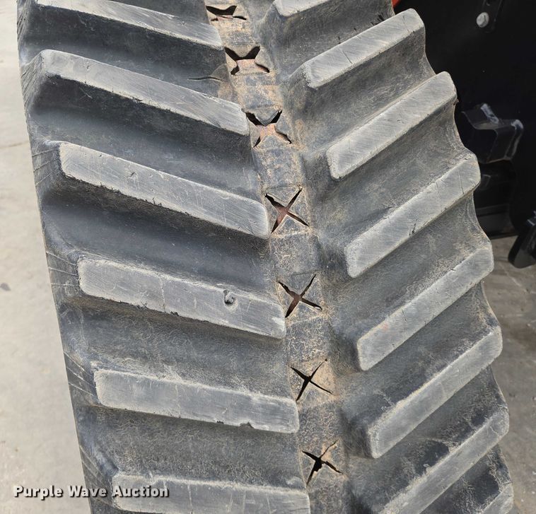 image for item EN8371 2017 Ditch Witch RT125 Quad vibratory cable plow