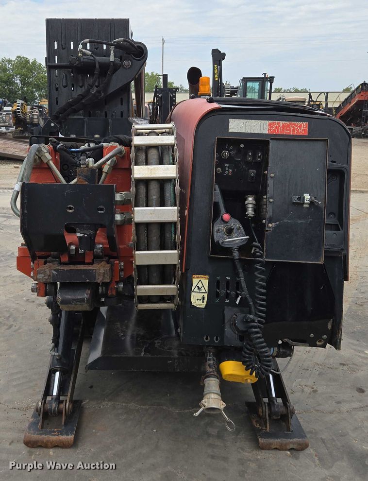 image for item EN8372 2015 Ditch Witch JT20 directional boring unit
