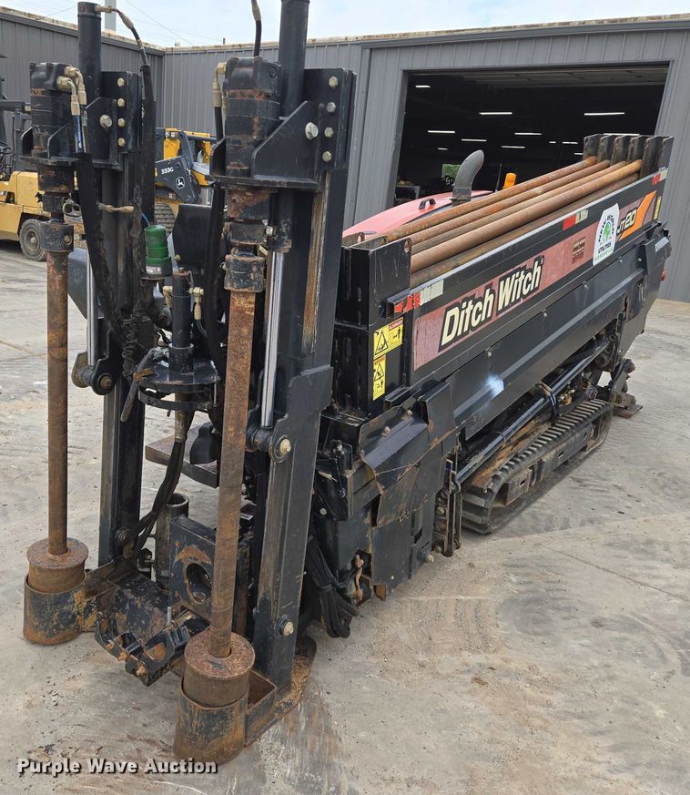 image for item EN8372 2015 Ditch Witch JT20 directional boring unit