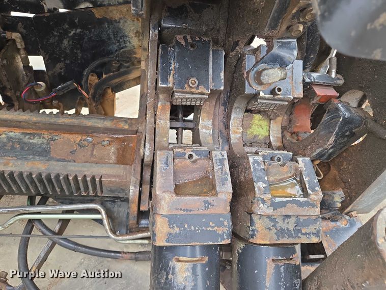 image for item EN8372 2015 Ditch Witch JT20 directional boring unit