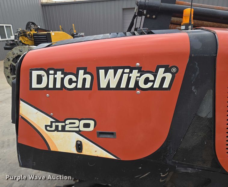 image for item EN8372 2015 Ditch Witch JT20 directional boring unit