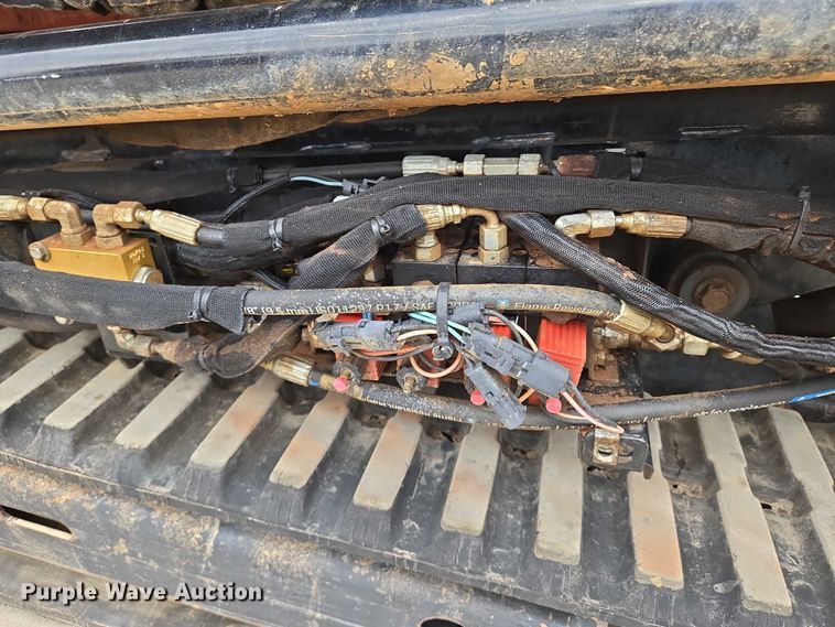 image for item EN8372 2015 Ditch Witch JT20 directional boring unit