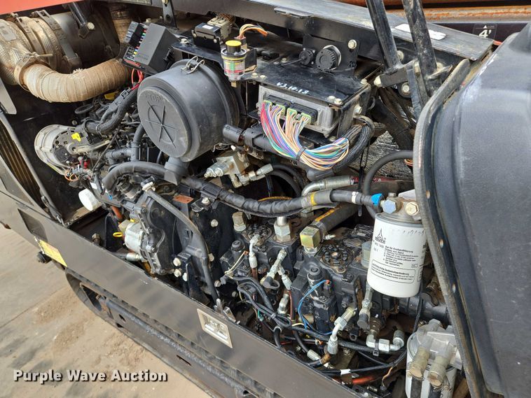 image for item EN8372 2015 Ditch Witch JT20 directional boring unit