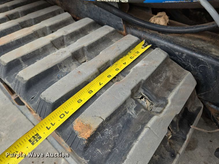 image for item EN8372 2015 Ditch Witch JT20 directional boring unit