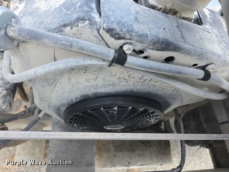 image for item EO1600 2020 Husqvarna Soff Cut 4200  concrete saw