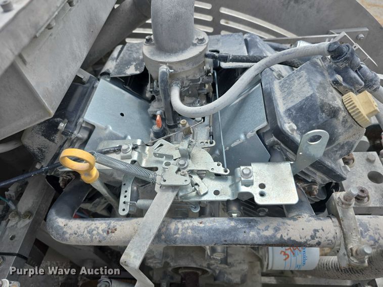 image for item EO1600 2020 Husqvarna Soff Cut 4200  concrete saw