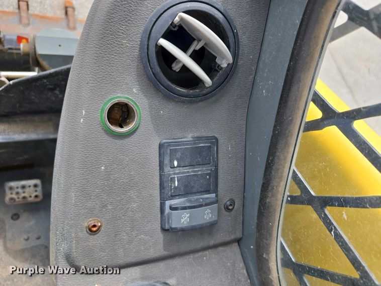 image for item EO1602 2015 Wacker Neuson ST45 tracked skid steer loader