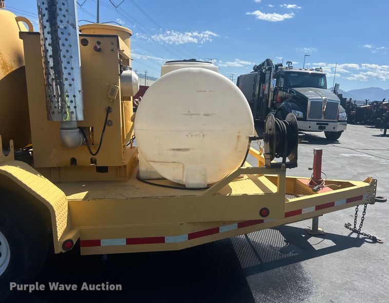 image for item EQ0510 2004 Vac-Tron PDM-500 vacuum excavator