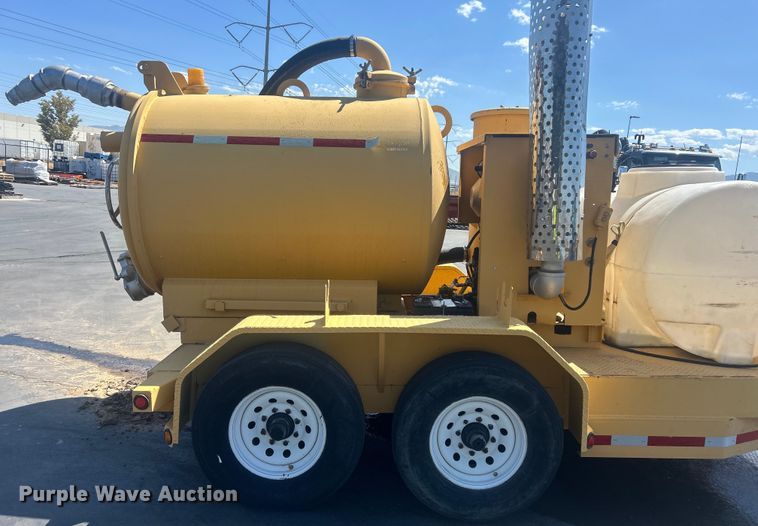 image for item EQ0510 2004 Vac-Tron PDM-500 vacuum excavator