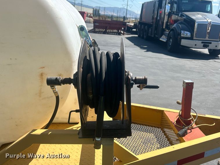 image for item EQ0510 2004 Vac-Tron PDM-500 vacuum excavator