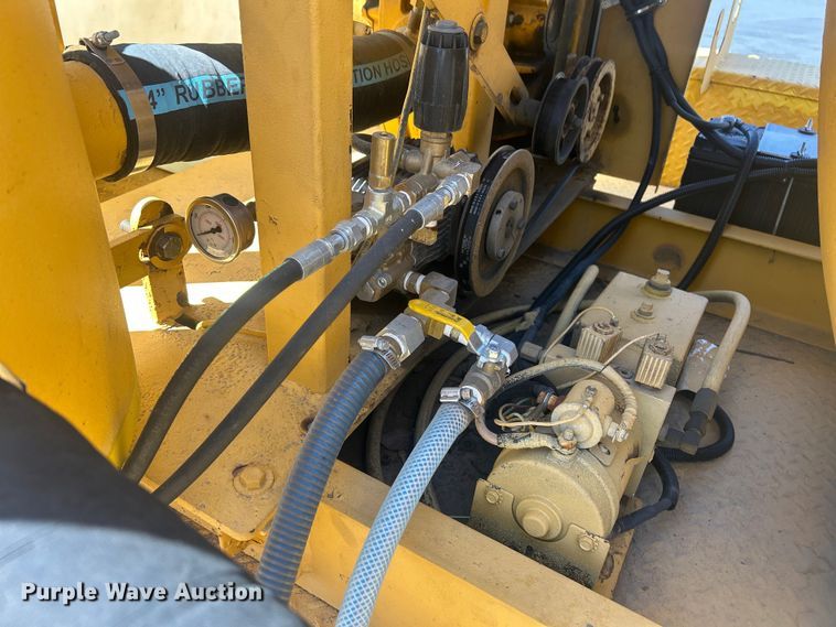 image for item EQ0510 2004 Vac-Tron PDM-500 vacuum excavator