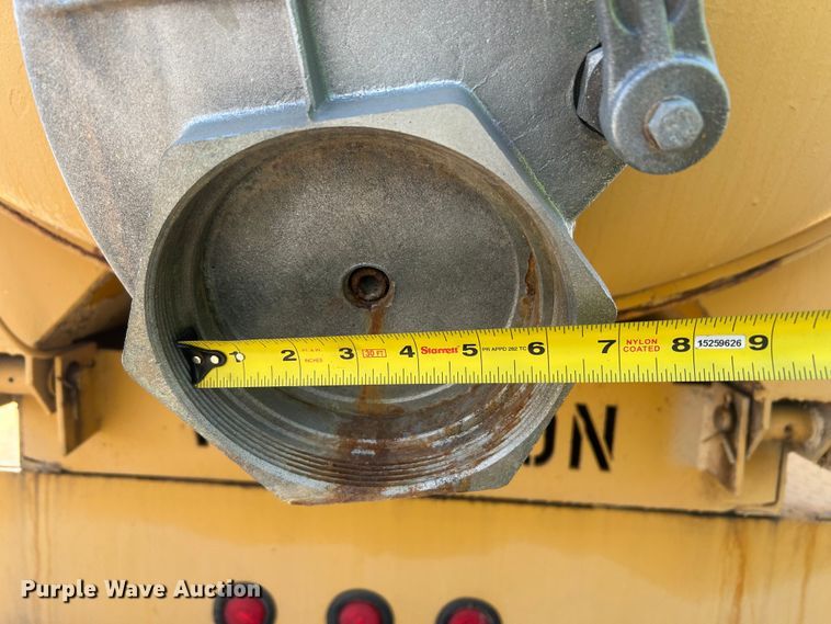 image for item EQ0510 2004 Vac-Tron PDM-500 vacuum excavator