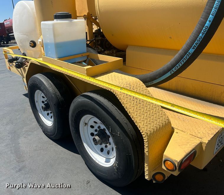 image for item EQ0510 2004 Vac-Tron PDM-500 vacuum excavator