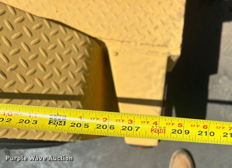 image for item EQ0510 2004 Vac-Tron PDM-500 vacuum excavator