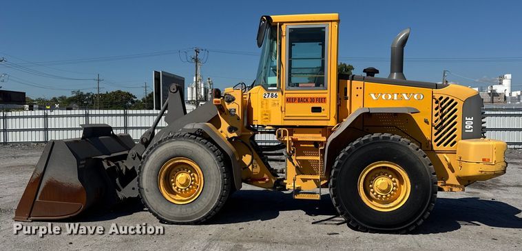 image for item ER0014 2004 Volvo L90E wheel loader