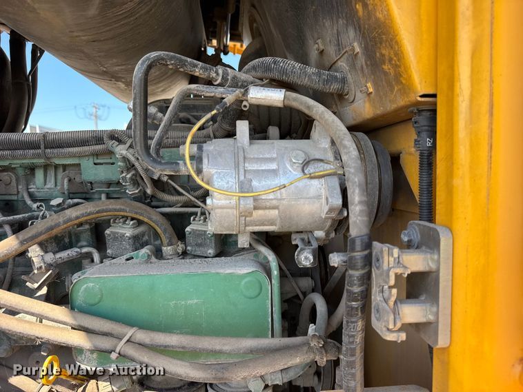 image for item ER0014 2004 Volvo L90E wheel loader