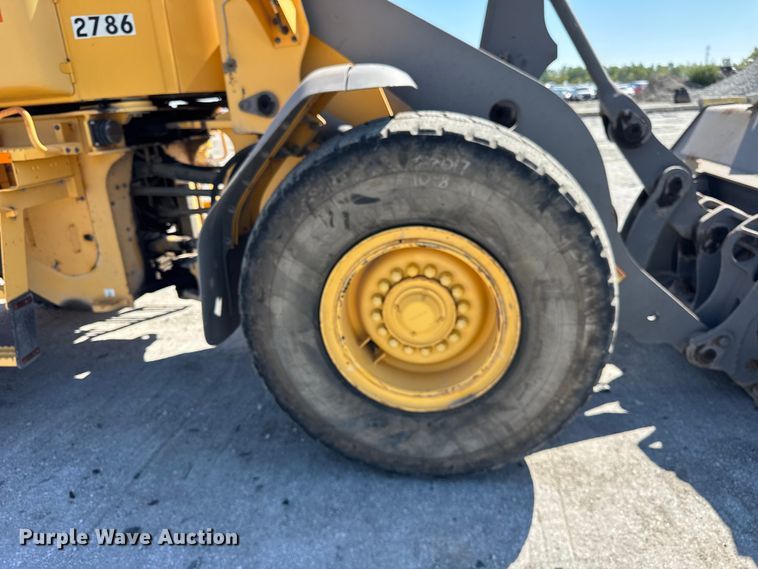 image for item ER0014 2004 Volvo L90E wheel loader