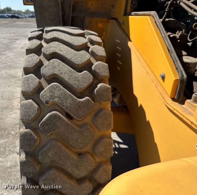 image for item ER0014 2004 Volvo L90E wheel loader