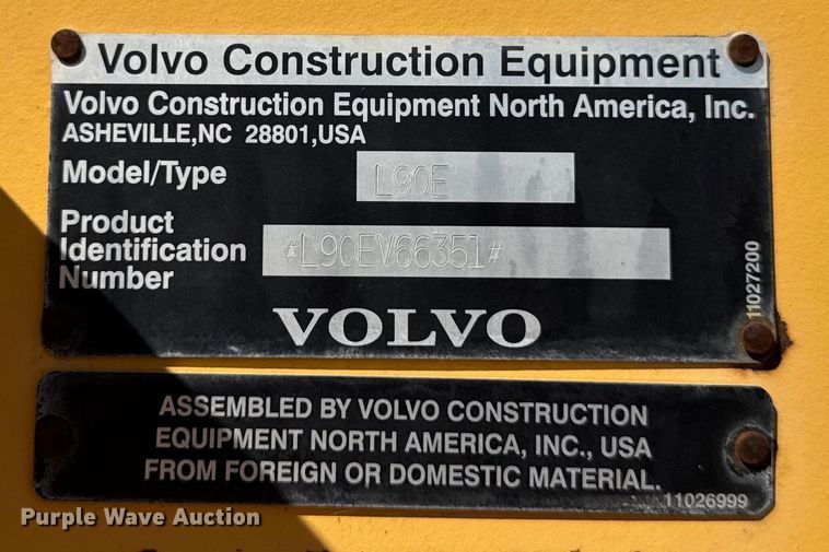 image for item ER0014 2004 Volvo L90E wheel loader