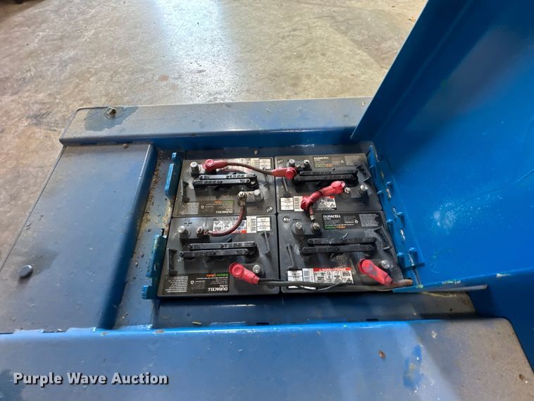 image for item ER0016 2006 Genie GR20 vertical lift