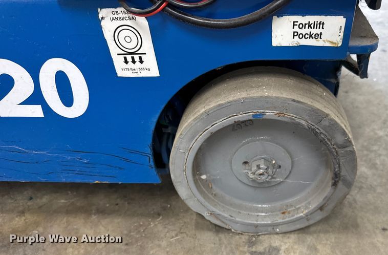 image for item ER0016 2006 Genie GR20 vertical lift