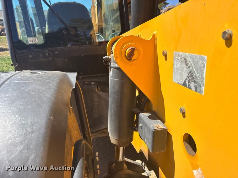 image for item ER2259 2013 JCB 510-56 telehandler