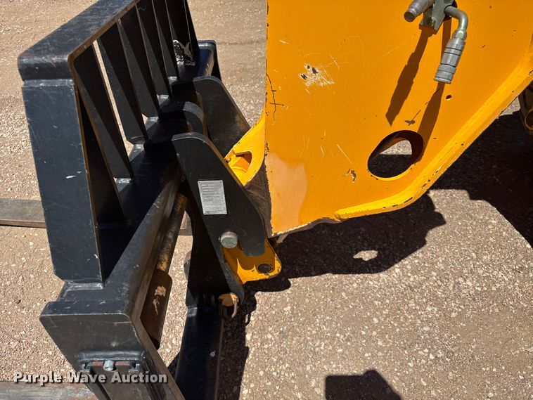 image for item ER2259 2013 JCB 510-56 telehandler
