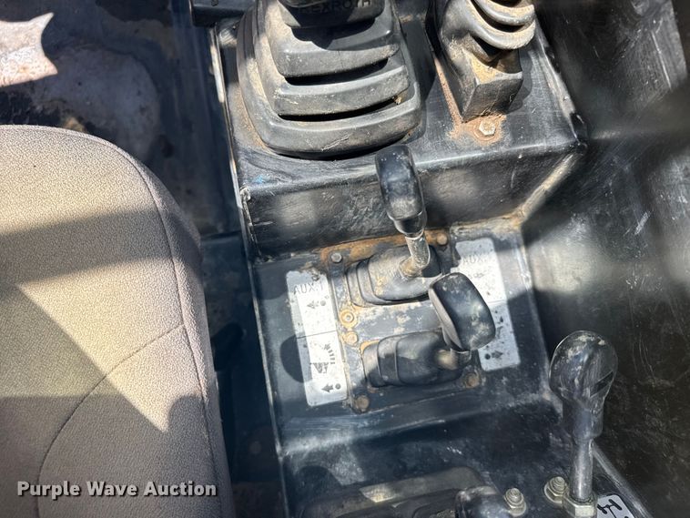 image for item ER2259 2013 JCB 510-56 telehandler