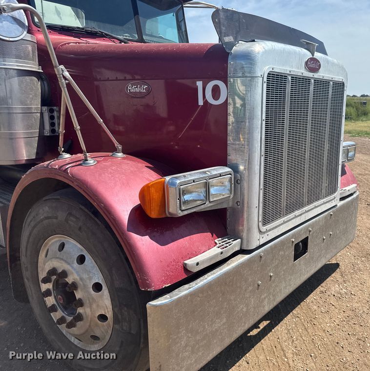 image for item ER2275 2007 Peterbilt 379 vacuum truck