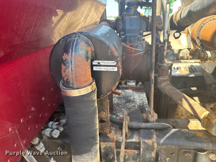 image for item ER2275 2007 Peterbilt 379 vacuum truck