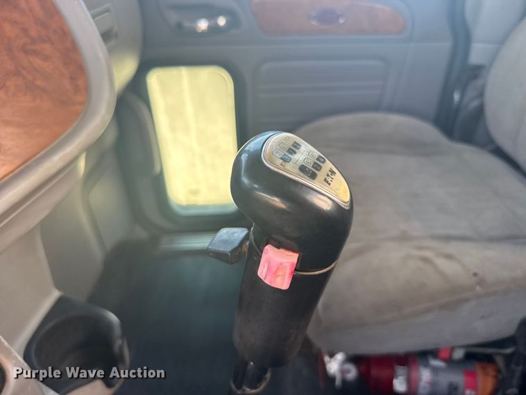 image for item ER2275 2007 Peterbilt 379 vacuum truck