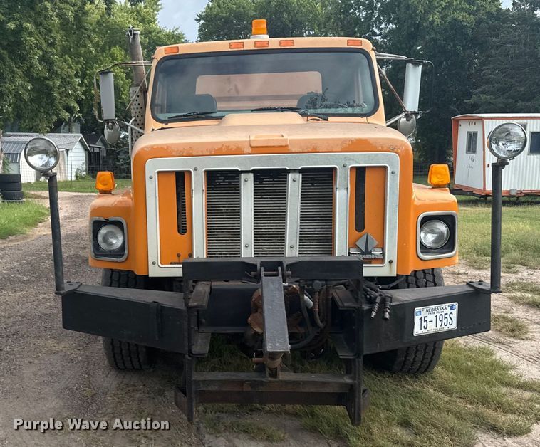 image for item ER2291 1997 International 2674 dump truck