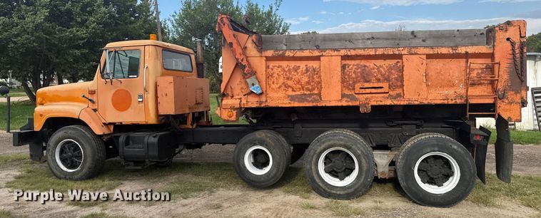 image for item ER2291 1997 International 2674 dump truck