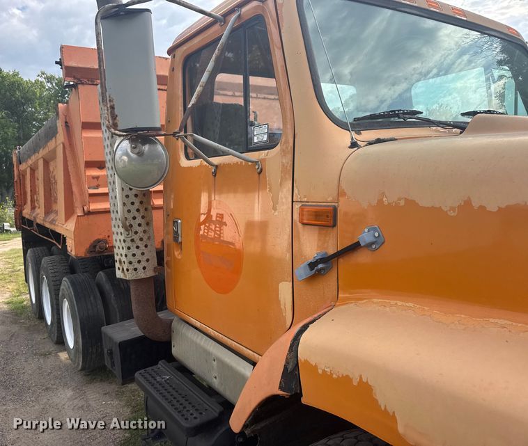 image for item ER2291 1997 International 2674 dump truck