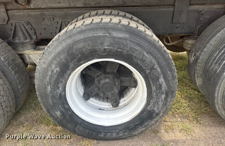 image for item ER2291 1997 International 2674 dump truck