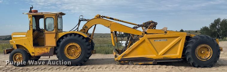 image for item ER2294 1964 John Deere 5010 elevating scraper