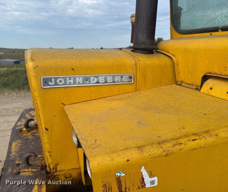 image for item ER2294 1964 John Deere 5010 elevating scraper