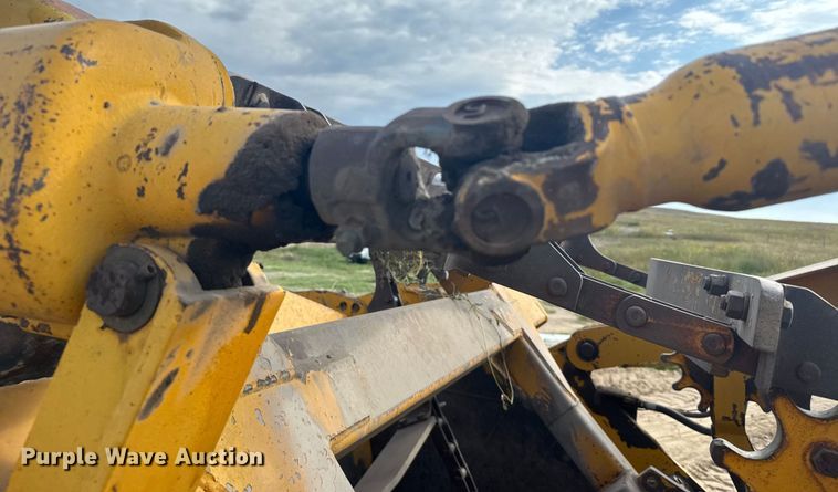 image for item ER2294 1964 John Deere 5010 elevating scraper