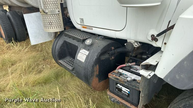 image for item ER2297 1993 Mack RD600GK dump truck