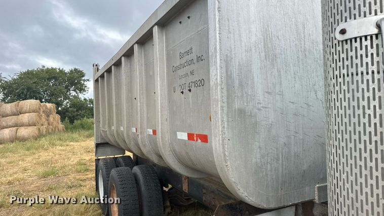 image for item ER2297 1993 Mack RD600GK dump truck