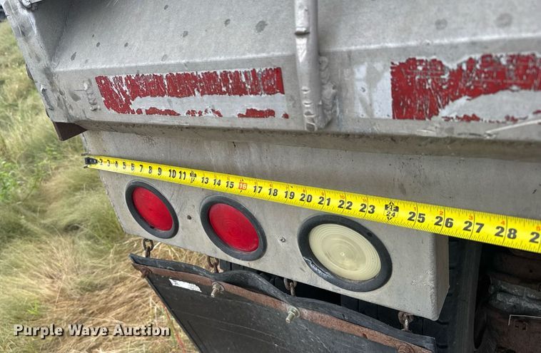 image for item ER2297 1993 Mack RD600GK dump truck