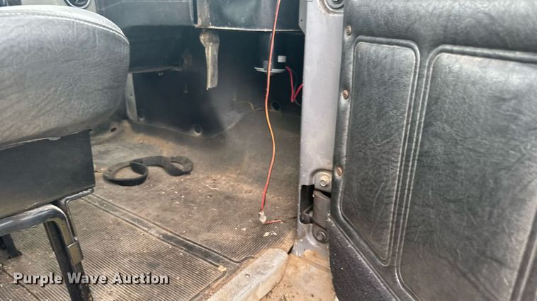 image for item ER2297 1993 Mack RD600GK dump truck