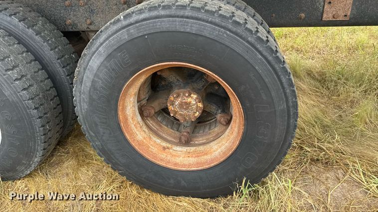 image for item ER2297 1993 Mack RD600GK dump truck