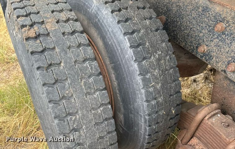 image for item ER2297 1993 Mack RD600GK dump truck